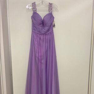 Orchid "purple-ish" prom dress